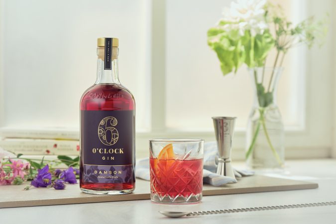 6 O'clock Gin Damson Negroni