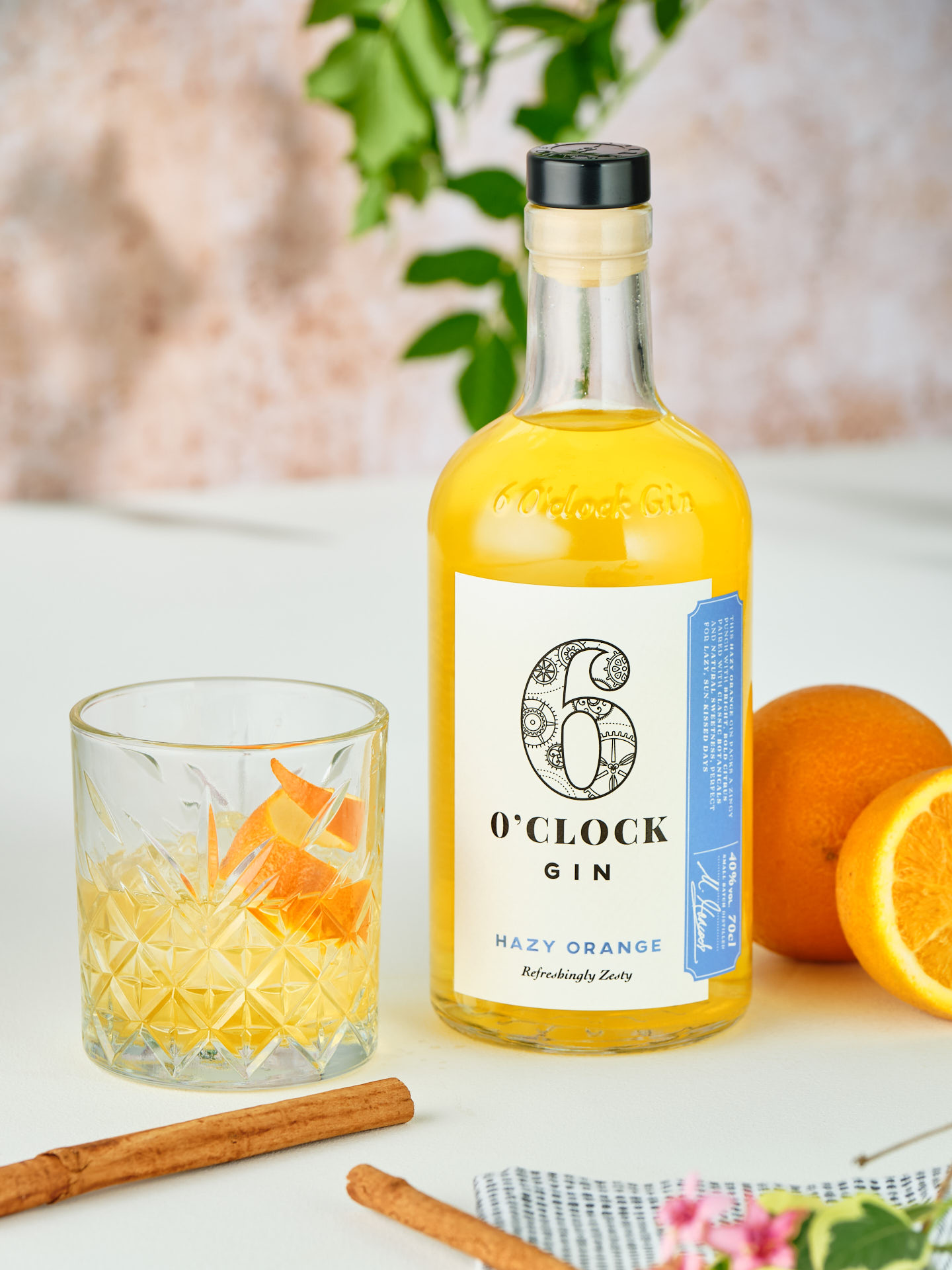 6 O’clock Hazy Orange Gin & Tonic